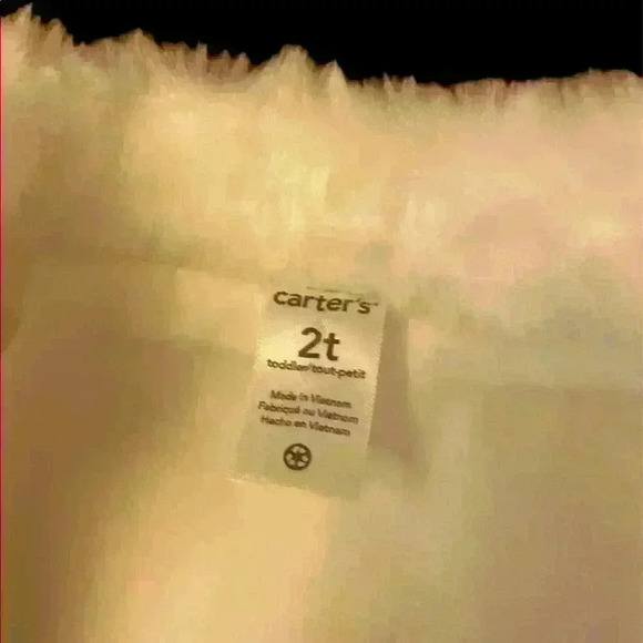 Carter’s White Faux Fur Vest 2T NWT - Picture 3 of 3